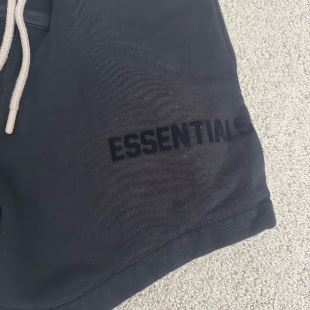Essentials Men’s Extra Small Shorts - image 2